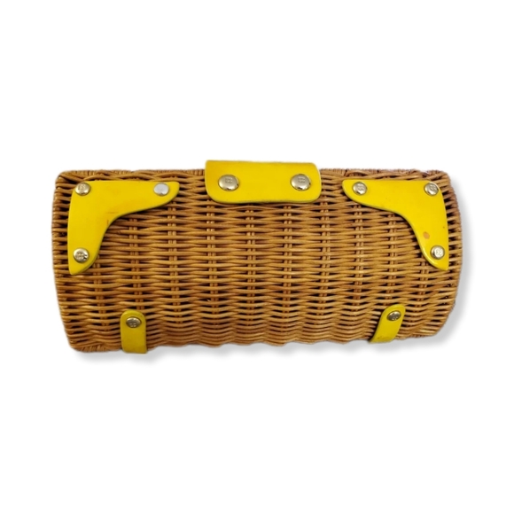 Kate Spade Clutch, natural wicker with patent leather trim. Light gold hardware. - Picture 4 of 5